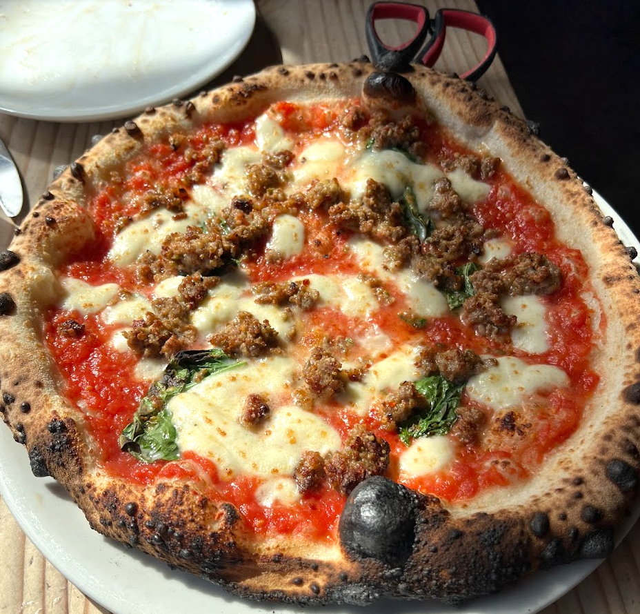 Salsiccia pizza from Bruciato